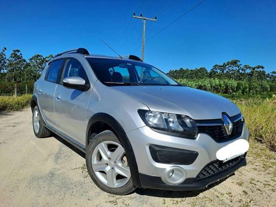 RENAULT SANDERO 1.6 STEPWAY 8V FLEX 4P MANUAL RENAULT SANDERO 1.6 STEPWAY 8V FLEX 4P MANUAL